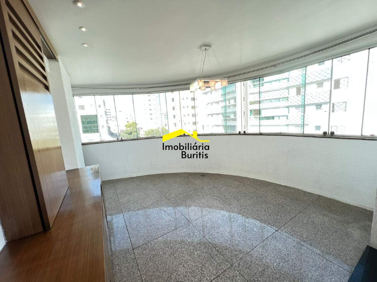 Apartamento à venda no Buritis: Varanda 