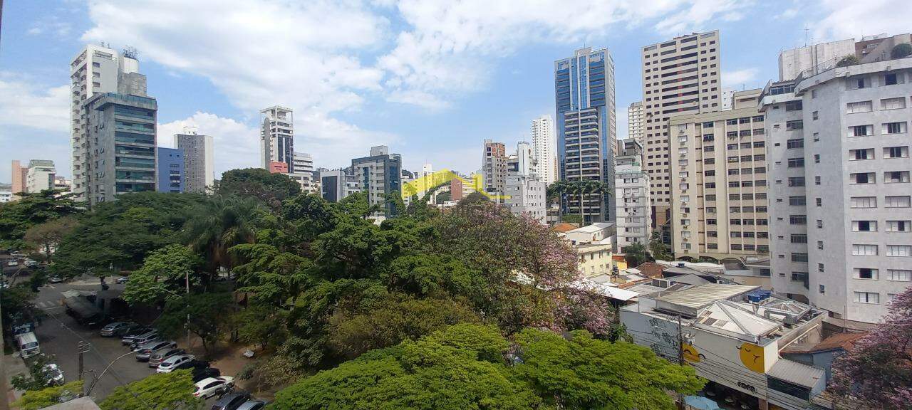 Apartamento à venda no Lourdes: 