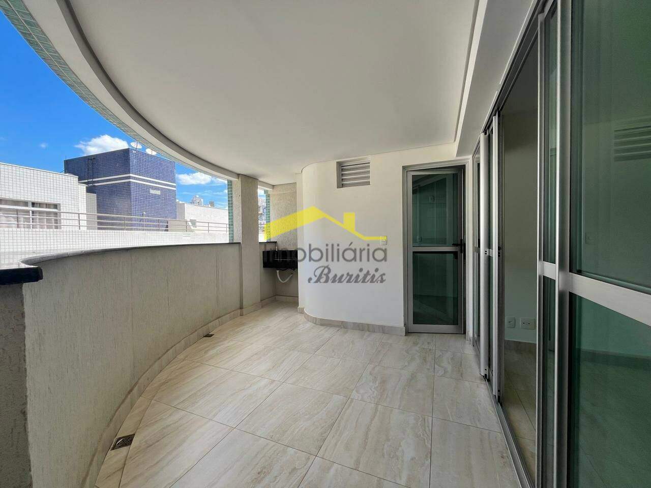 Apartamento à venda no Estoril: 