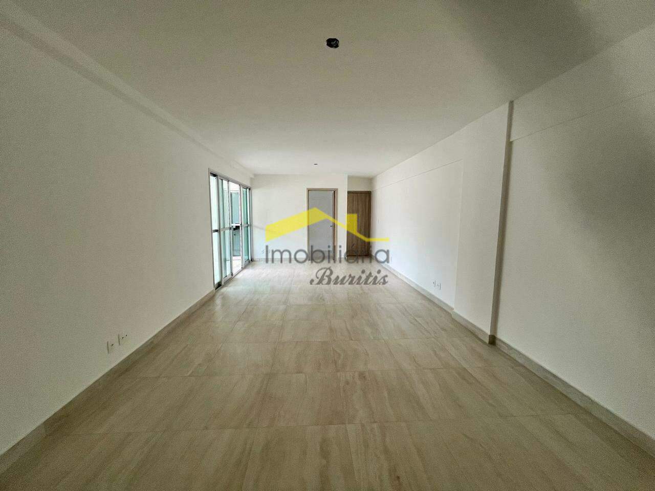 Apartamento à venda no Jardim América: 
