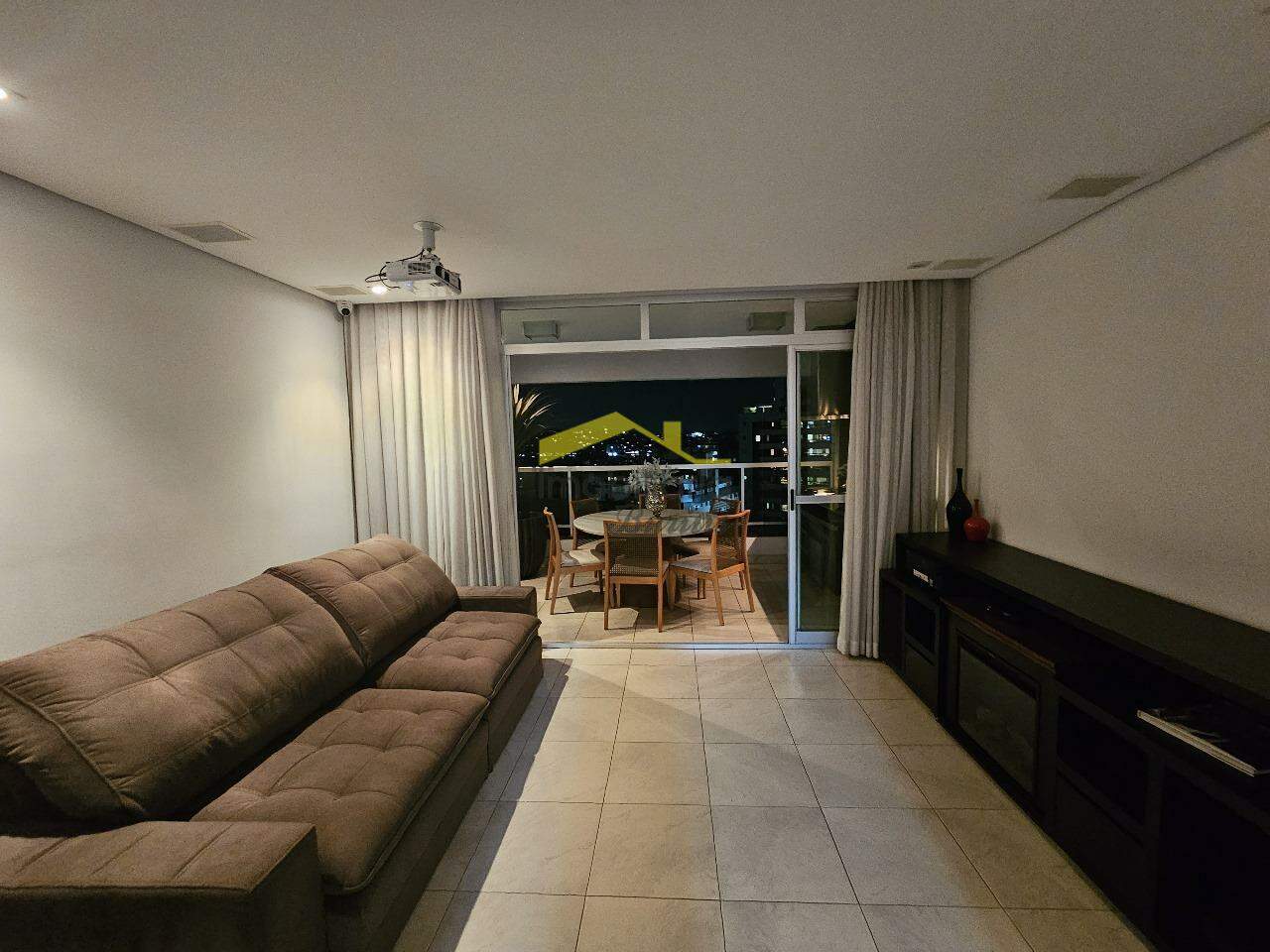 Apartamento à venda no Buritis: 