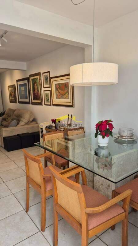 Casa em Condomínio à venda no Buritis: 