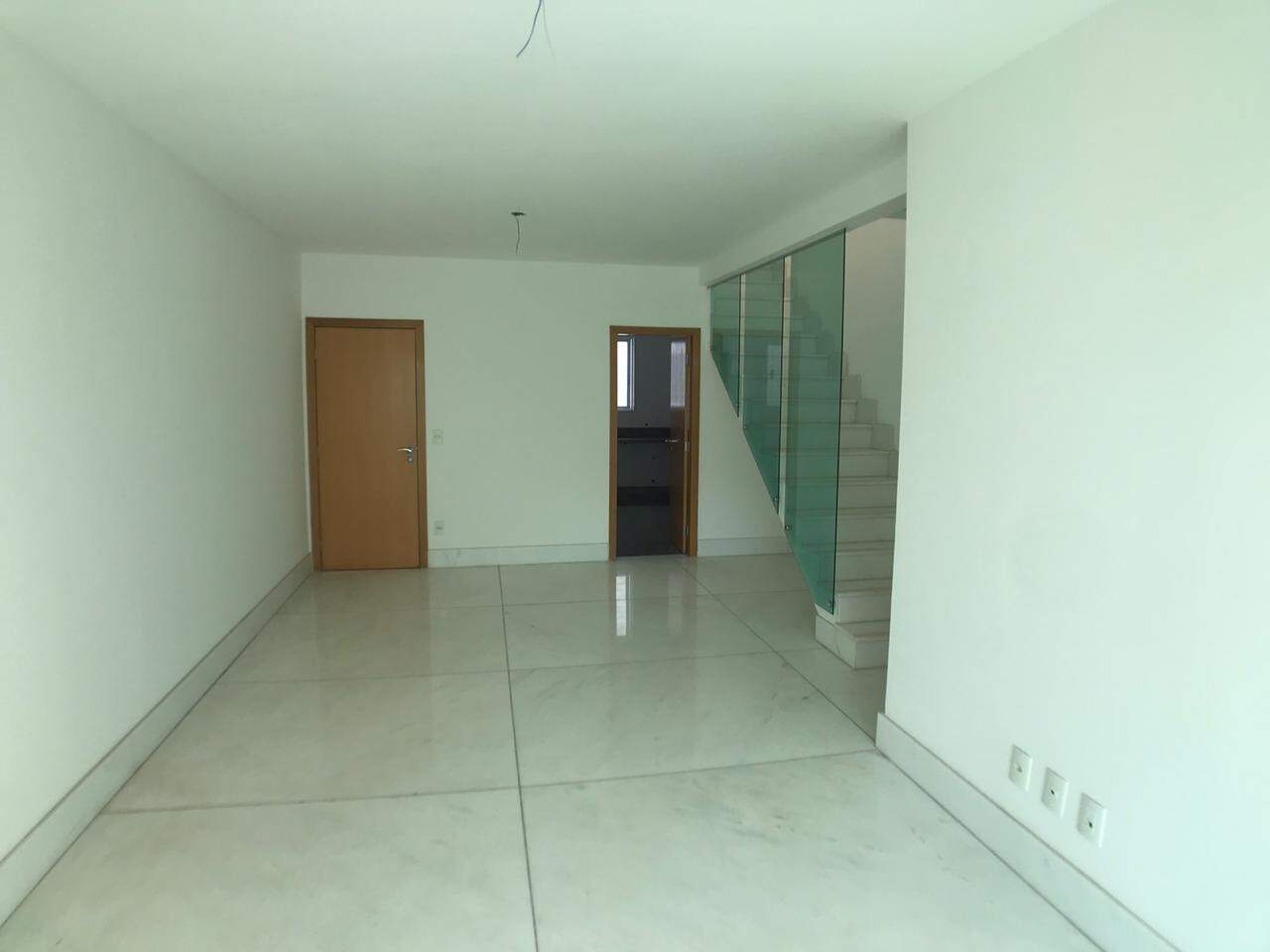 Cobertura para aluguel no Buritis: 