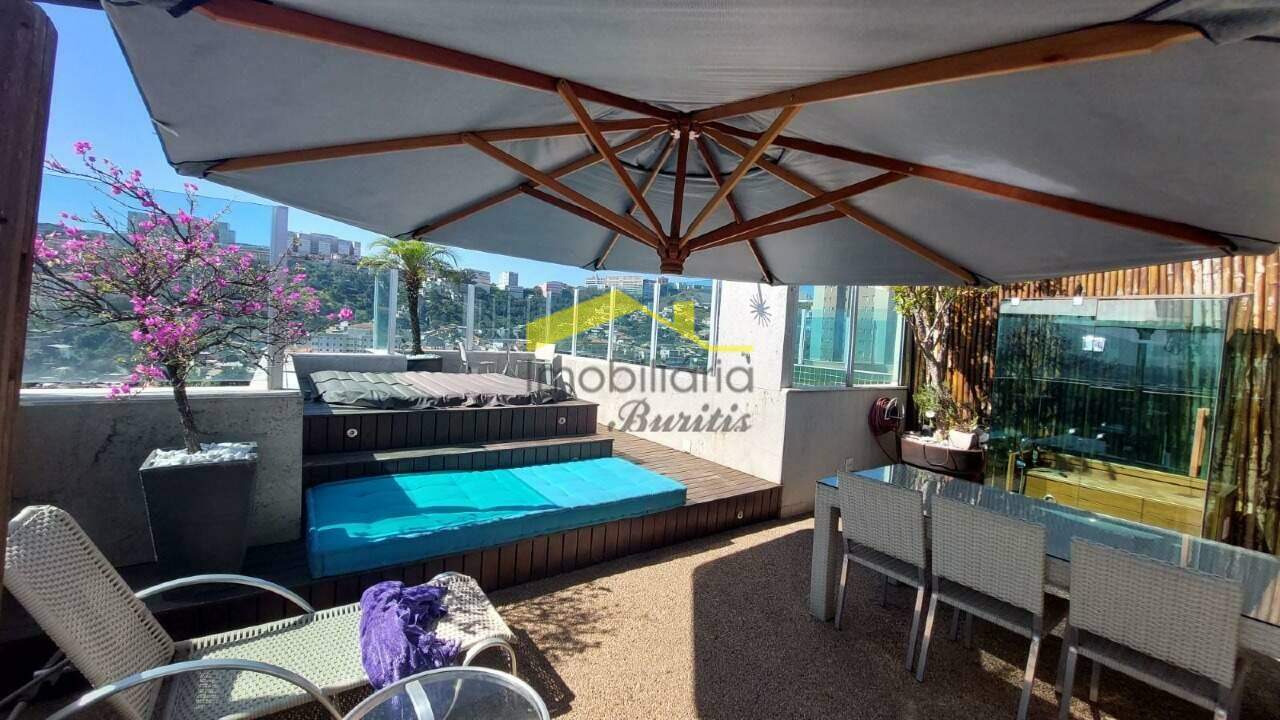 Cobertura à venda no Estoril: 