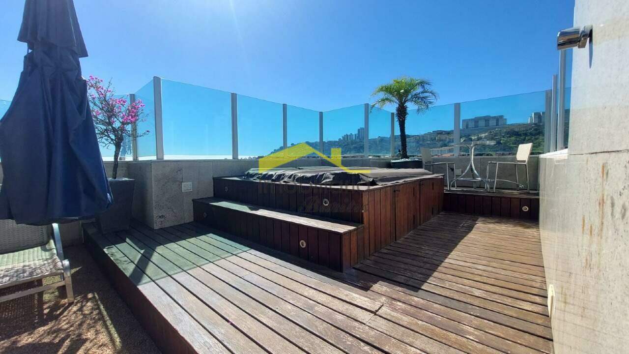 Cobertura à venda no Estoril: 