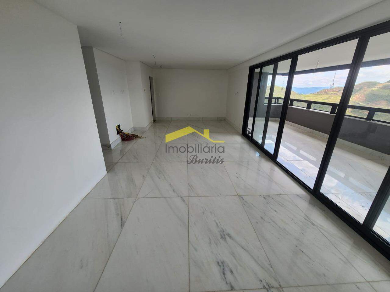 Apartamento à venda no Vila da Serra: 