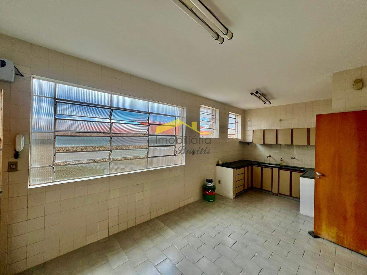 Casa para aluguel no Jardim América: 