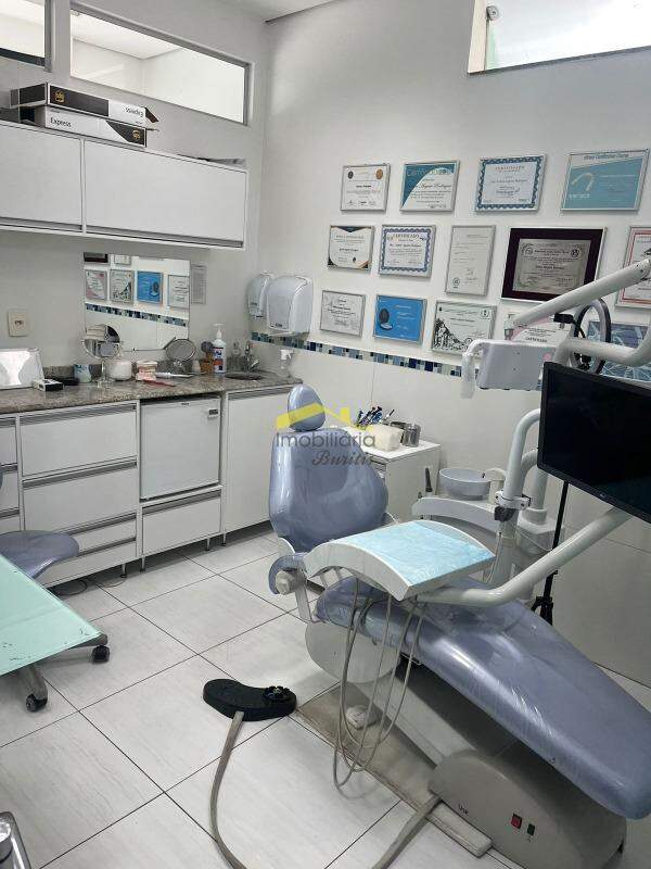 Loja para aluguel no Nova Suíssa: 