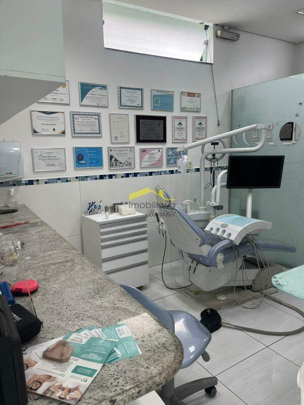 Loja para aluguel no Nova Suíssa: 