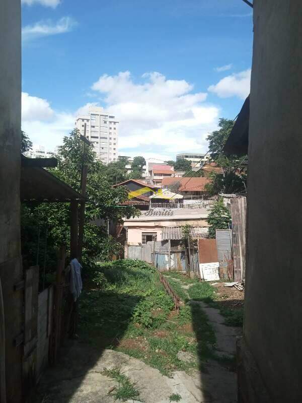 Lote à venda no Cinqüentenário: 