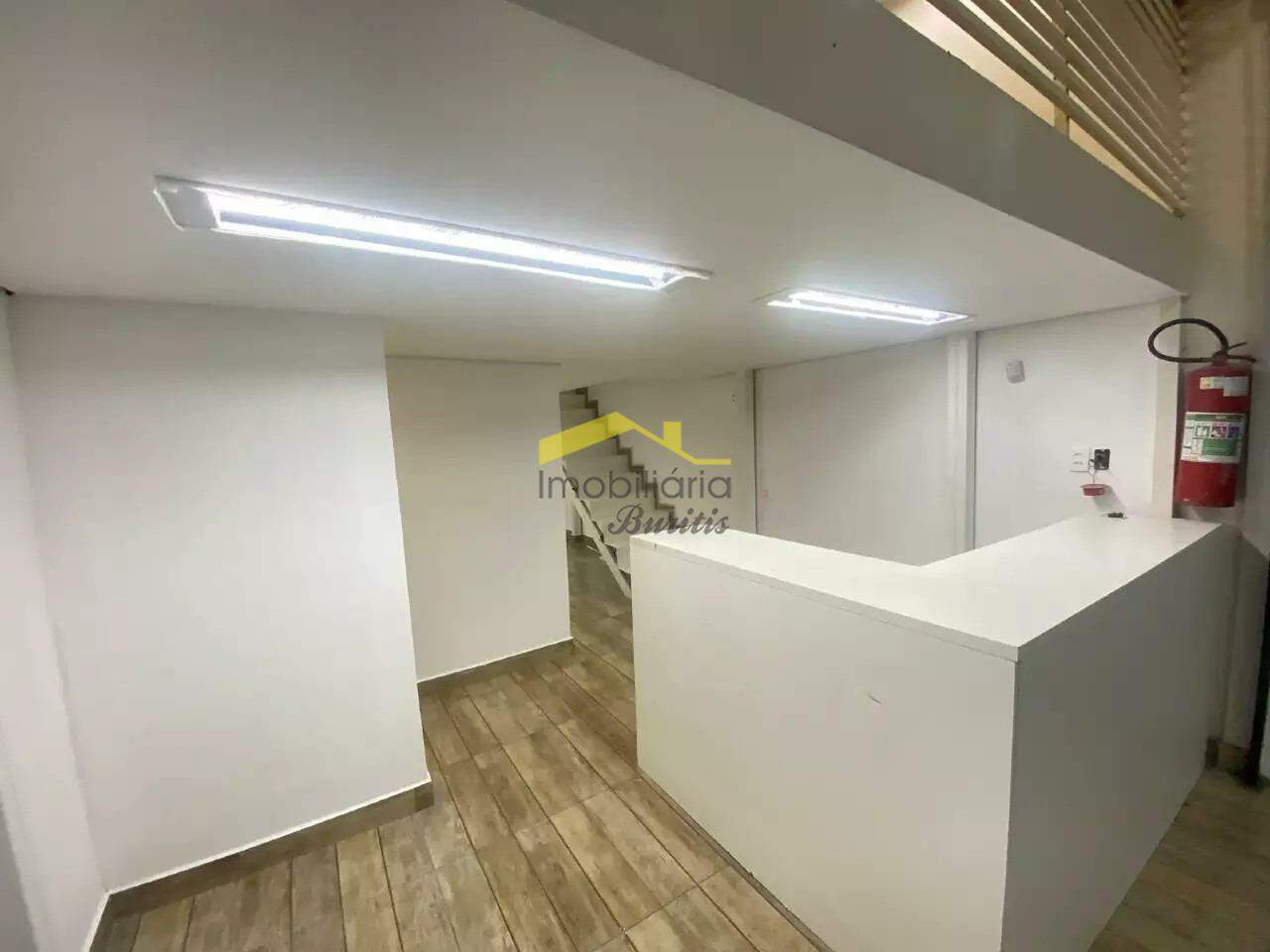 Loja à venda no Estoril: 