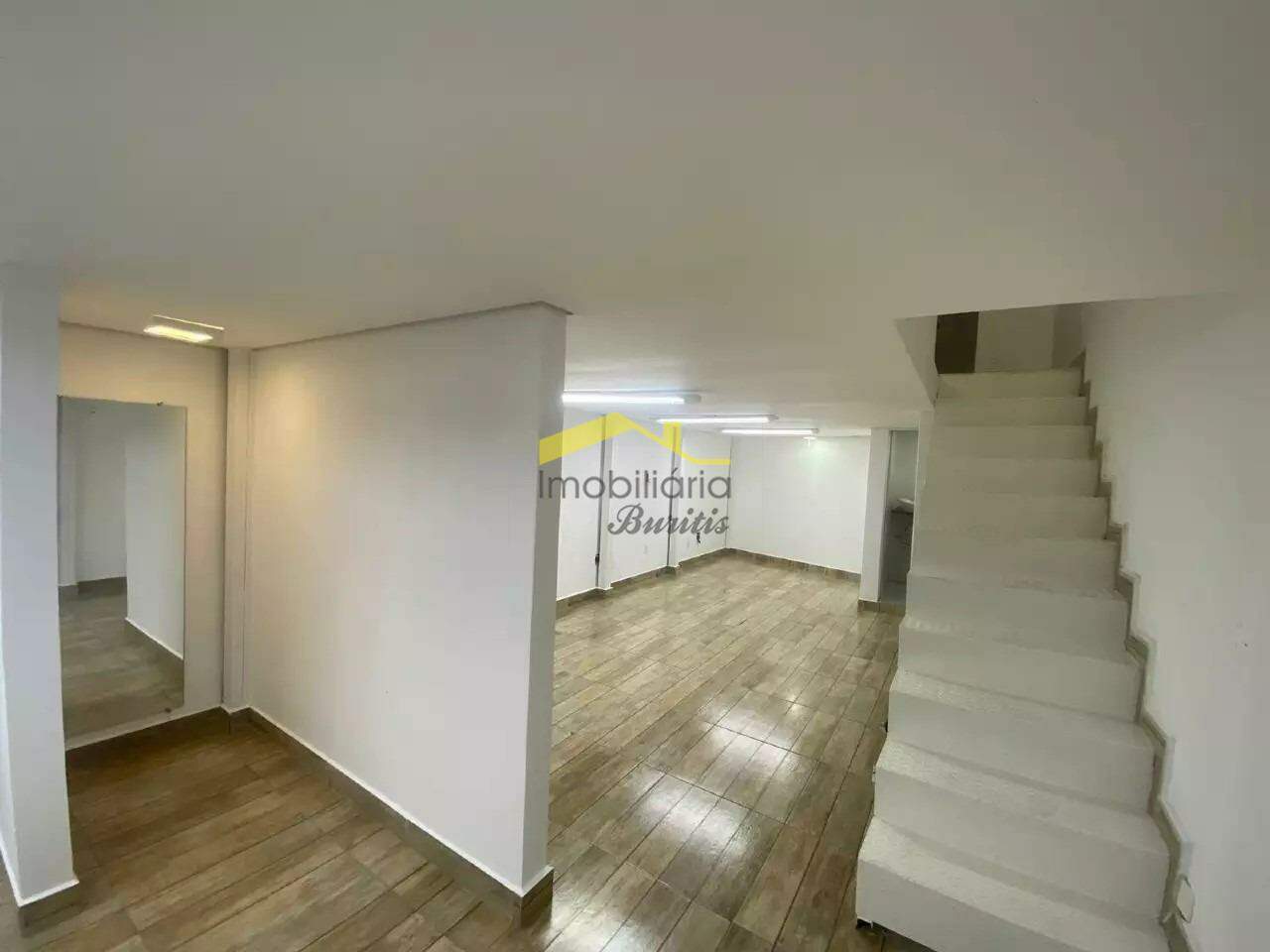 Loja à venda no Estoril: 