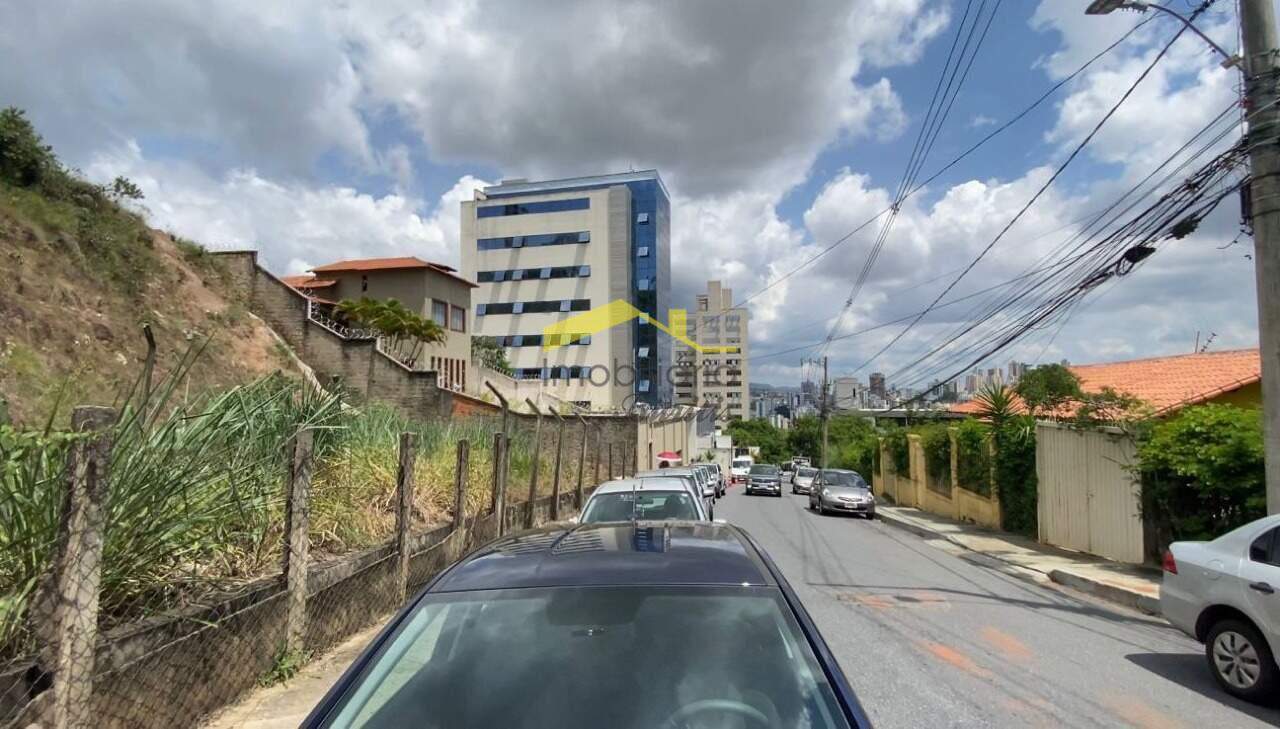 Lote à venda no Estoril: 