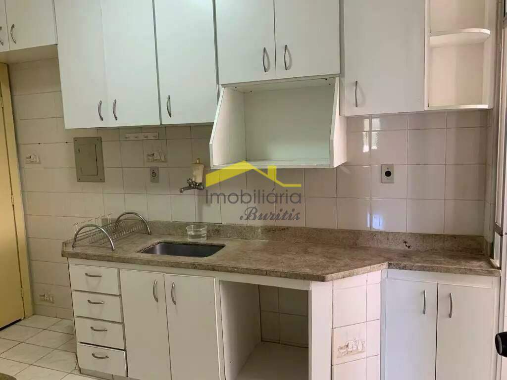 Apartamento à venda no Buritis: 