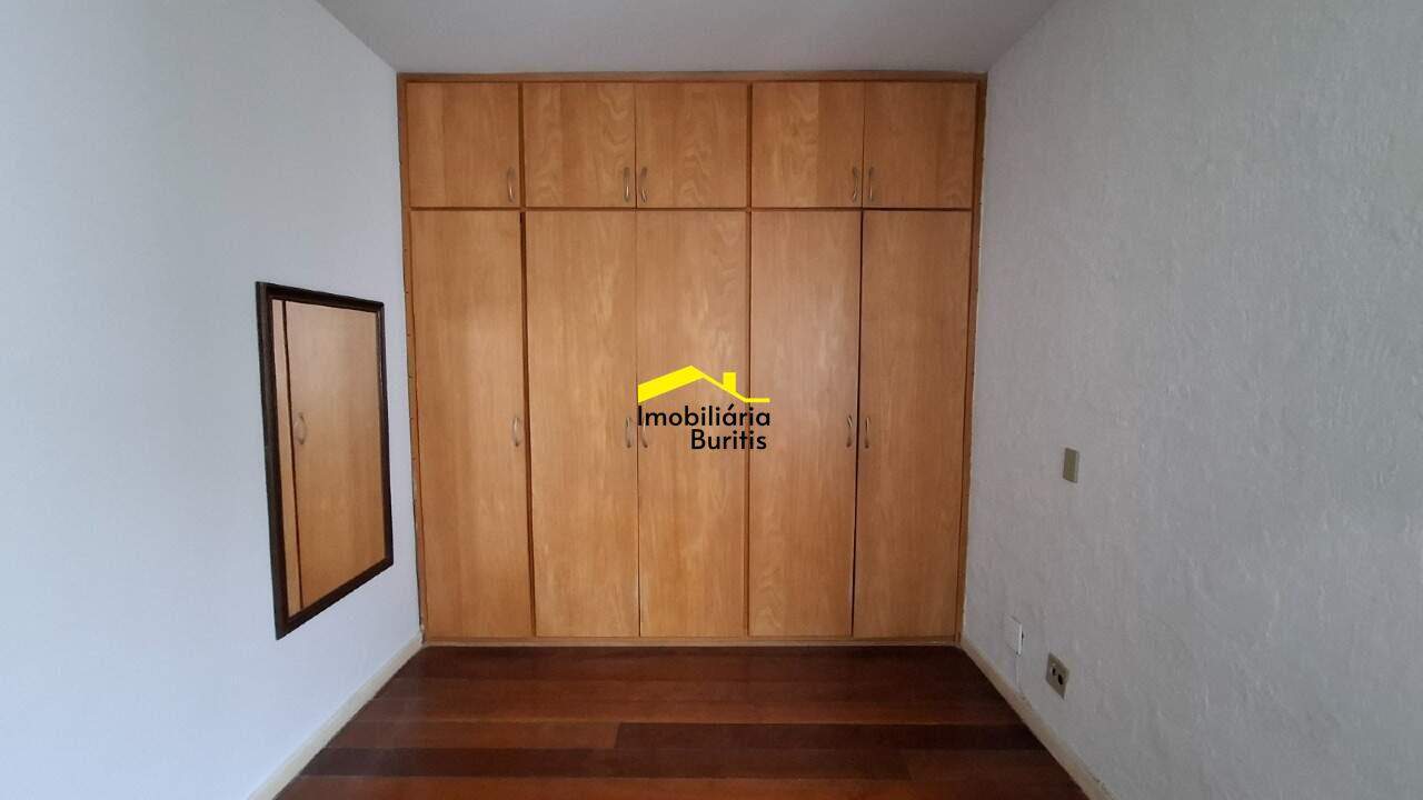 Apartamento à venda no Buritis: 