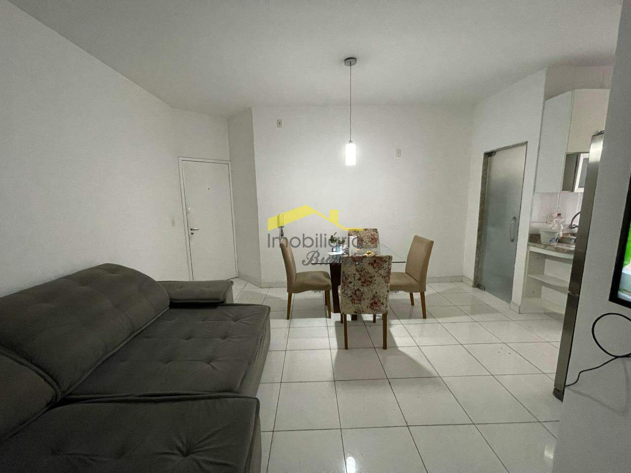 Apartamento para aluguel no Estoril: 