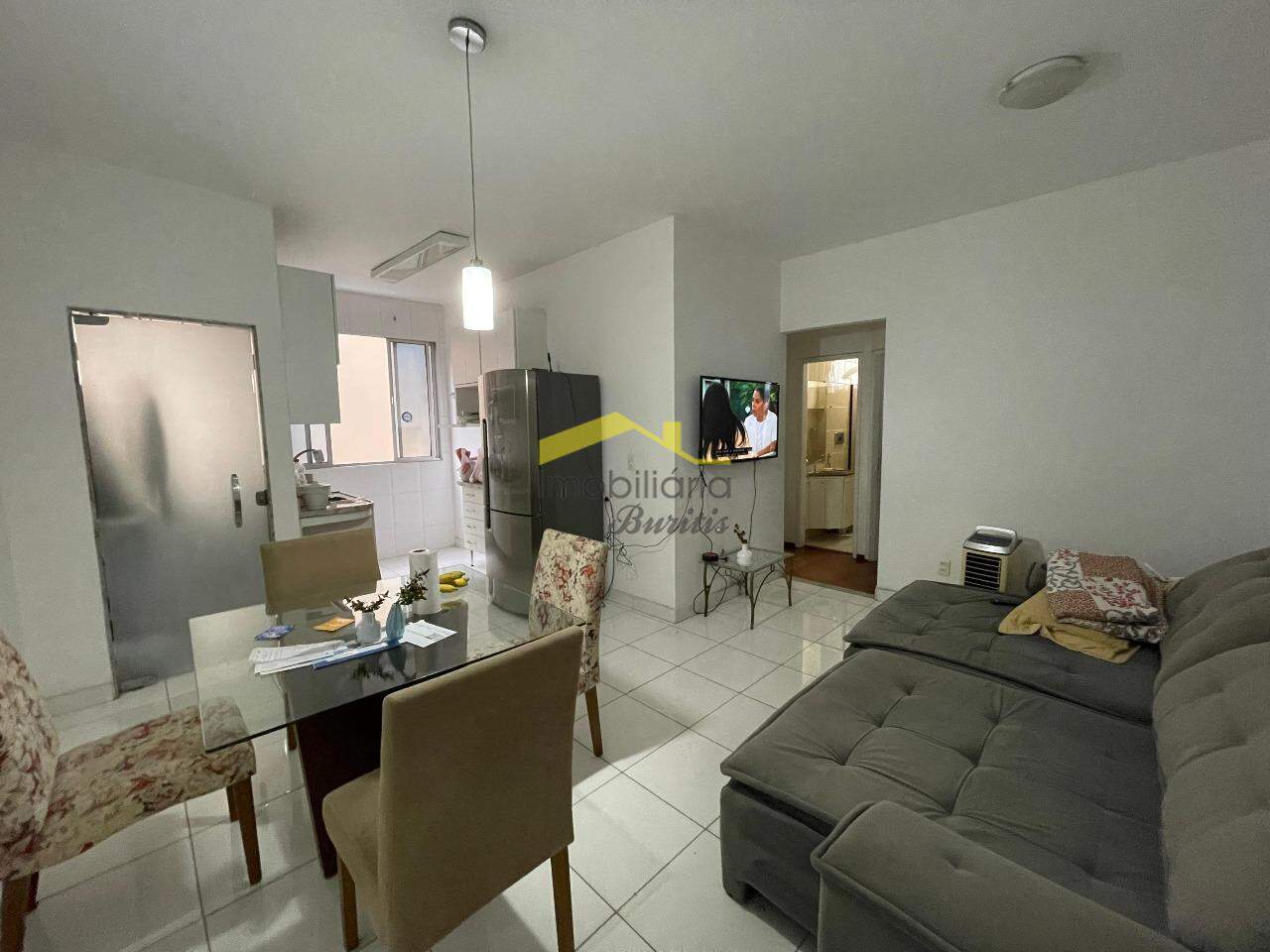 Apartamento para aluguel no Estoril: 