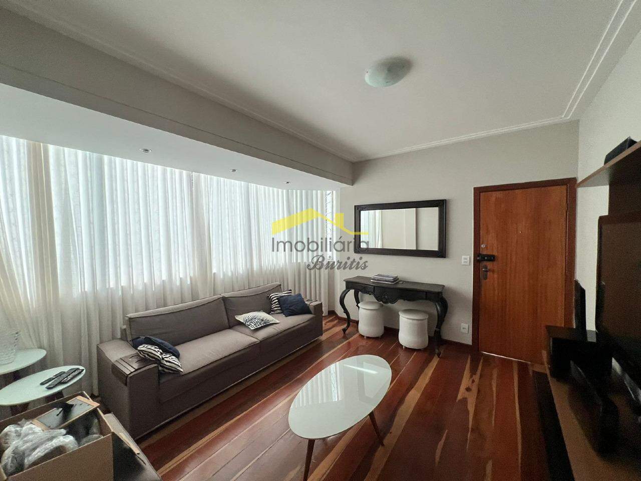 Apartamento à venda no Buritis: 