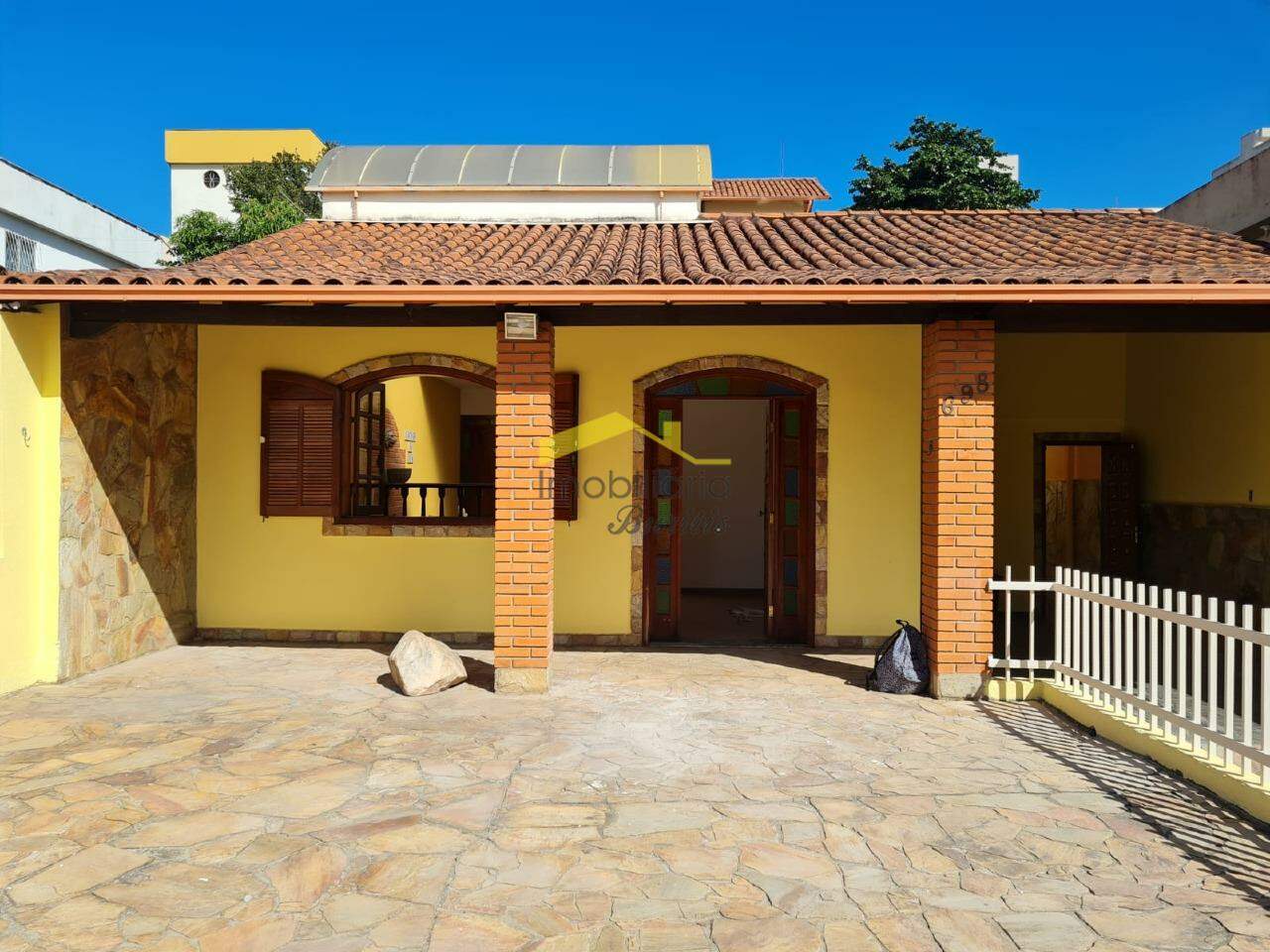 Casa à venda no Jardim América: 