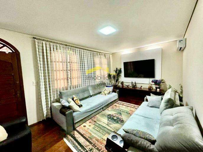 Casa à venda no Palmeiras: 