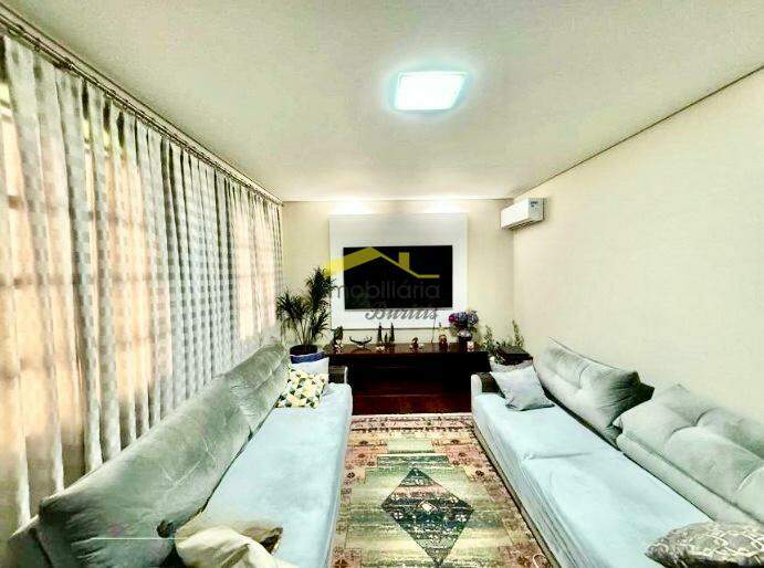 Casa à venda no Palmeiras: 