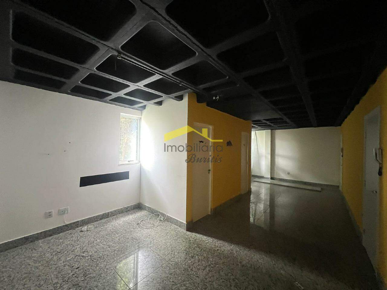 Sala para aluguel no Buritis: 