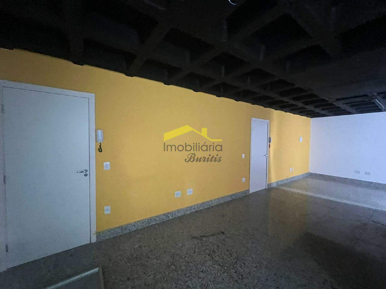 Sala para aluguel no Buritis: 