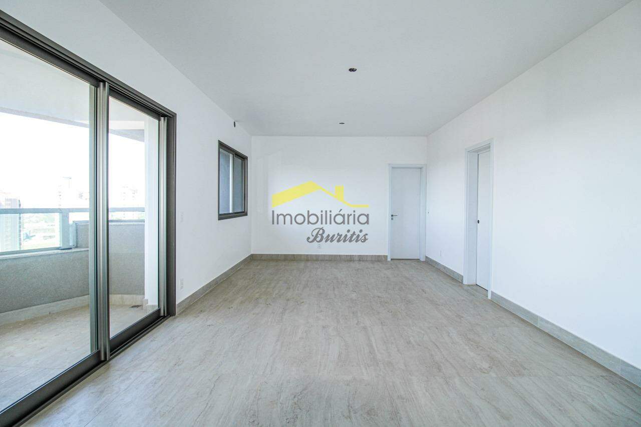 Apartamento à venda no VALE DO SERENO: 