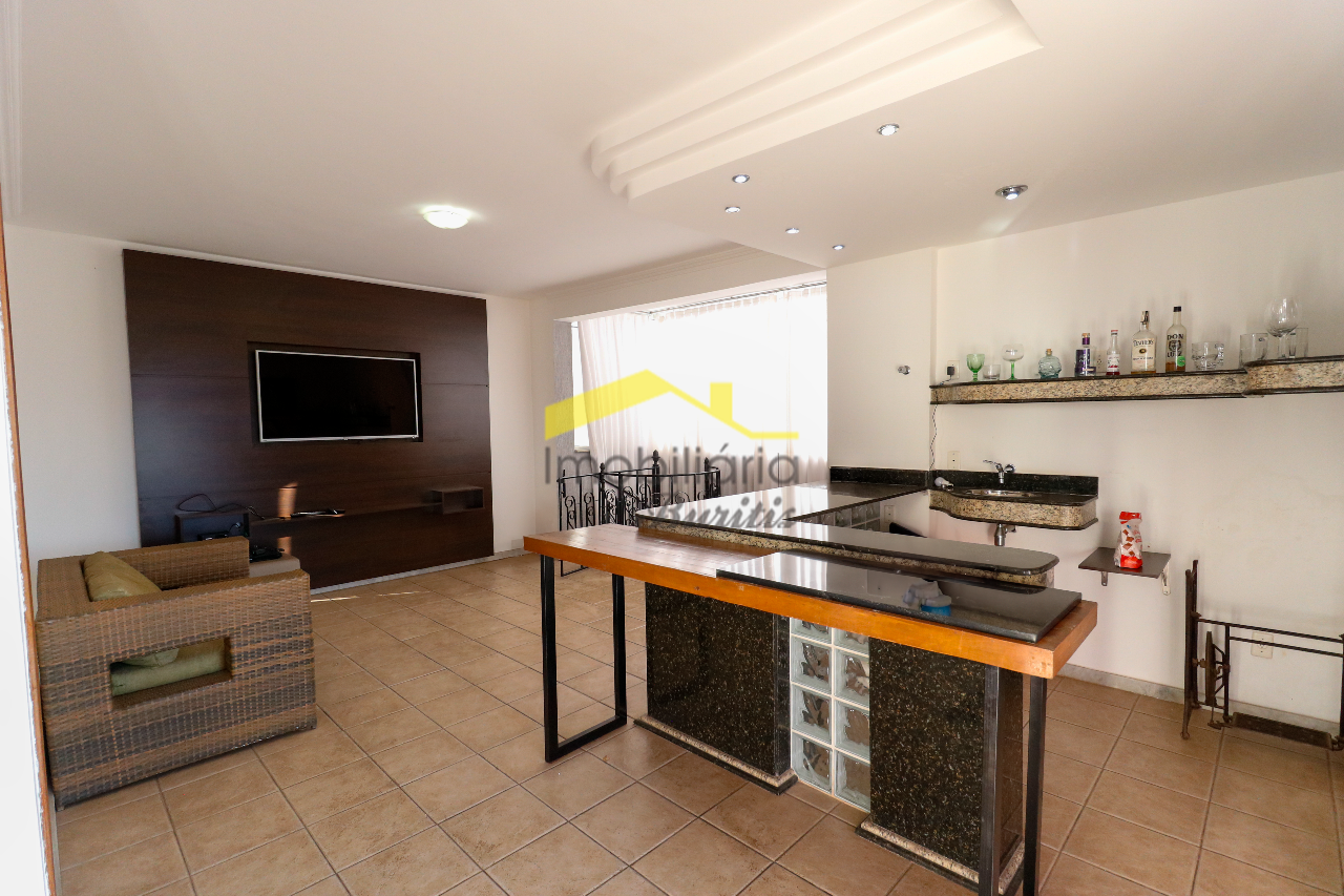 Cobertura à venda no Buritis: 