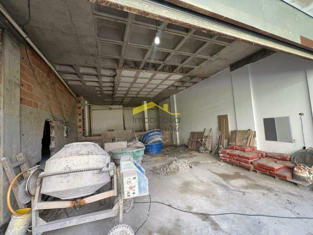 Loja para aluguel no Buritis: 