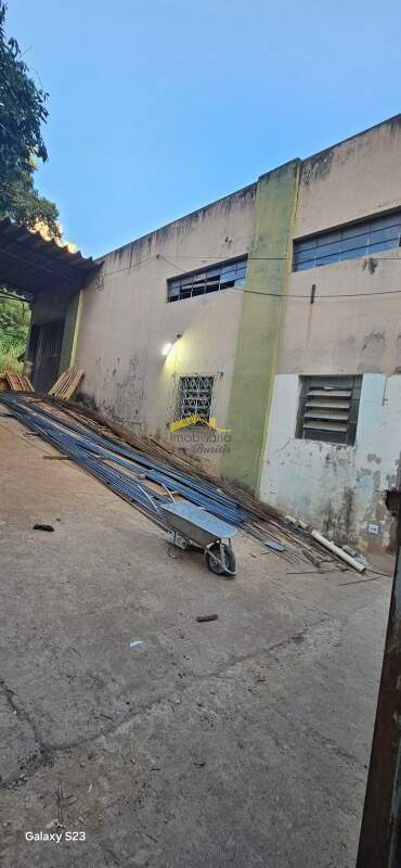 Galpão à venda no Carlos Prates: 
