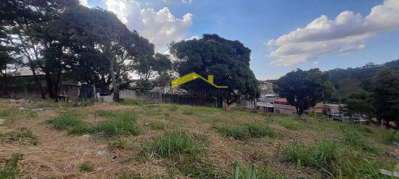 Terreno / Área à venda no Bonsucesso: 