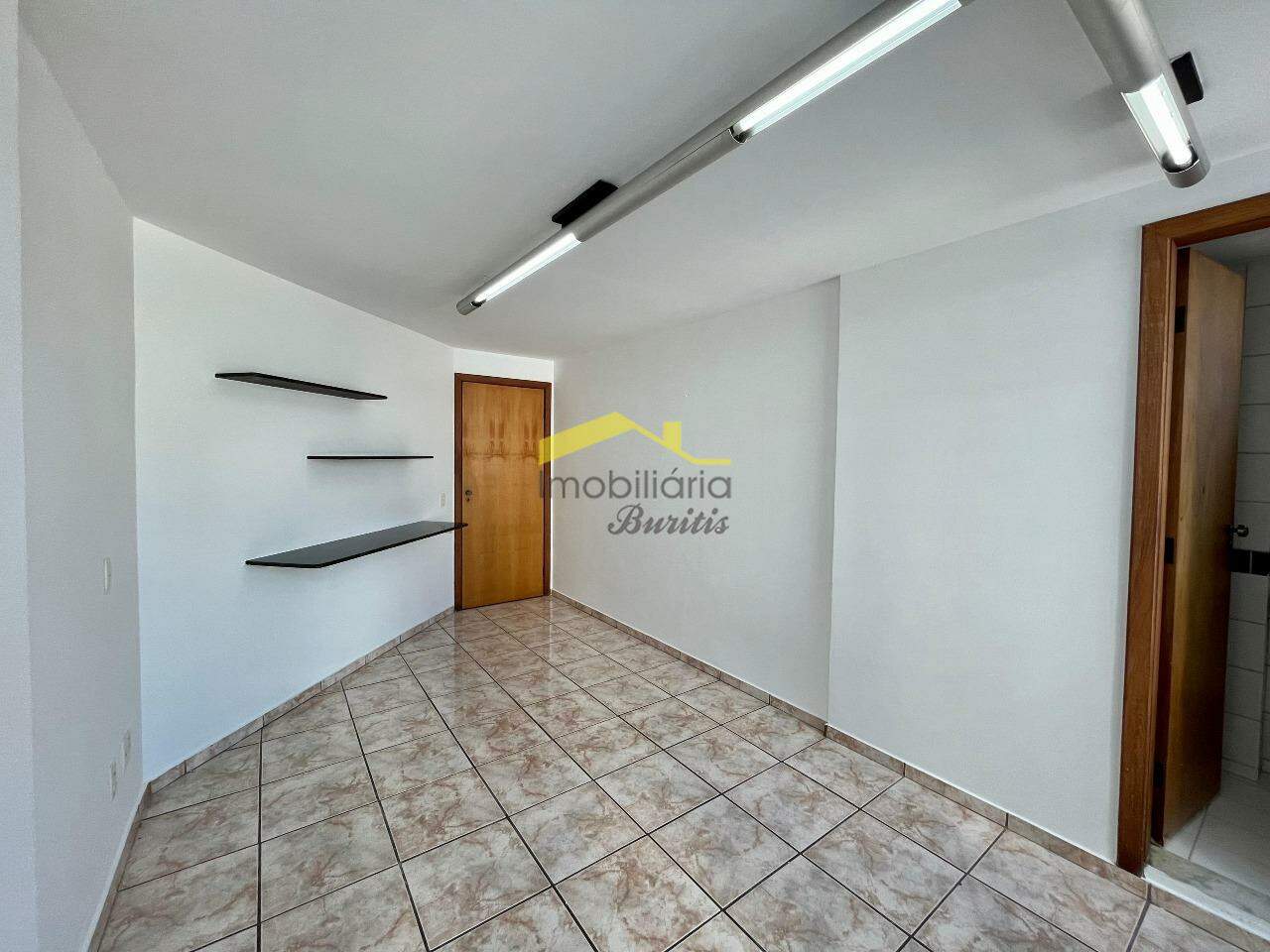 Sala para aluguel no Barro Preto: 
