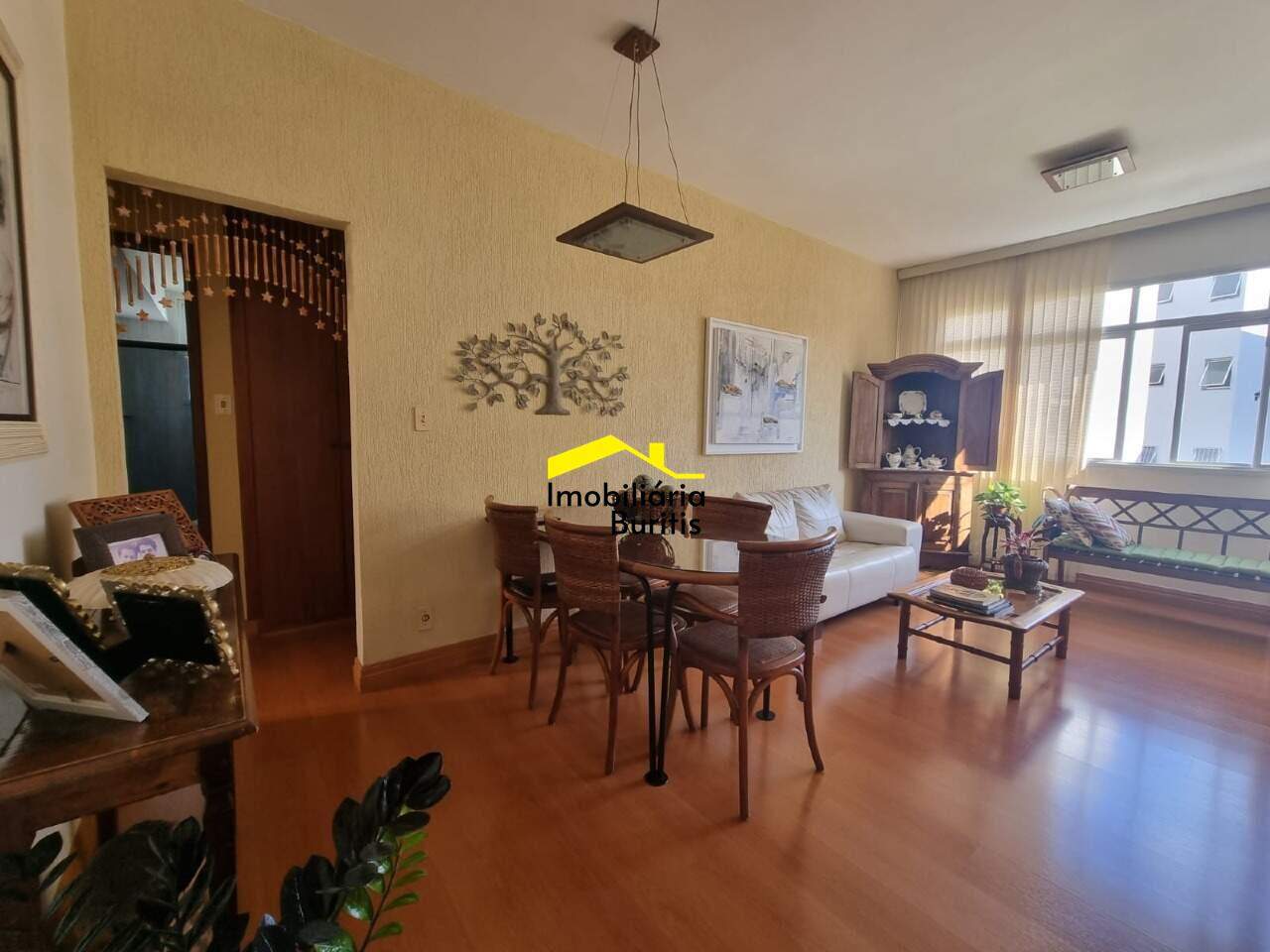 Apartamento à venda no Estoril: 