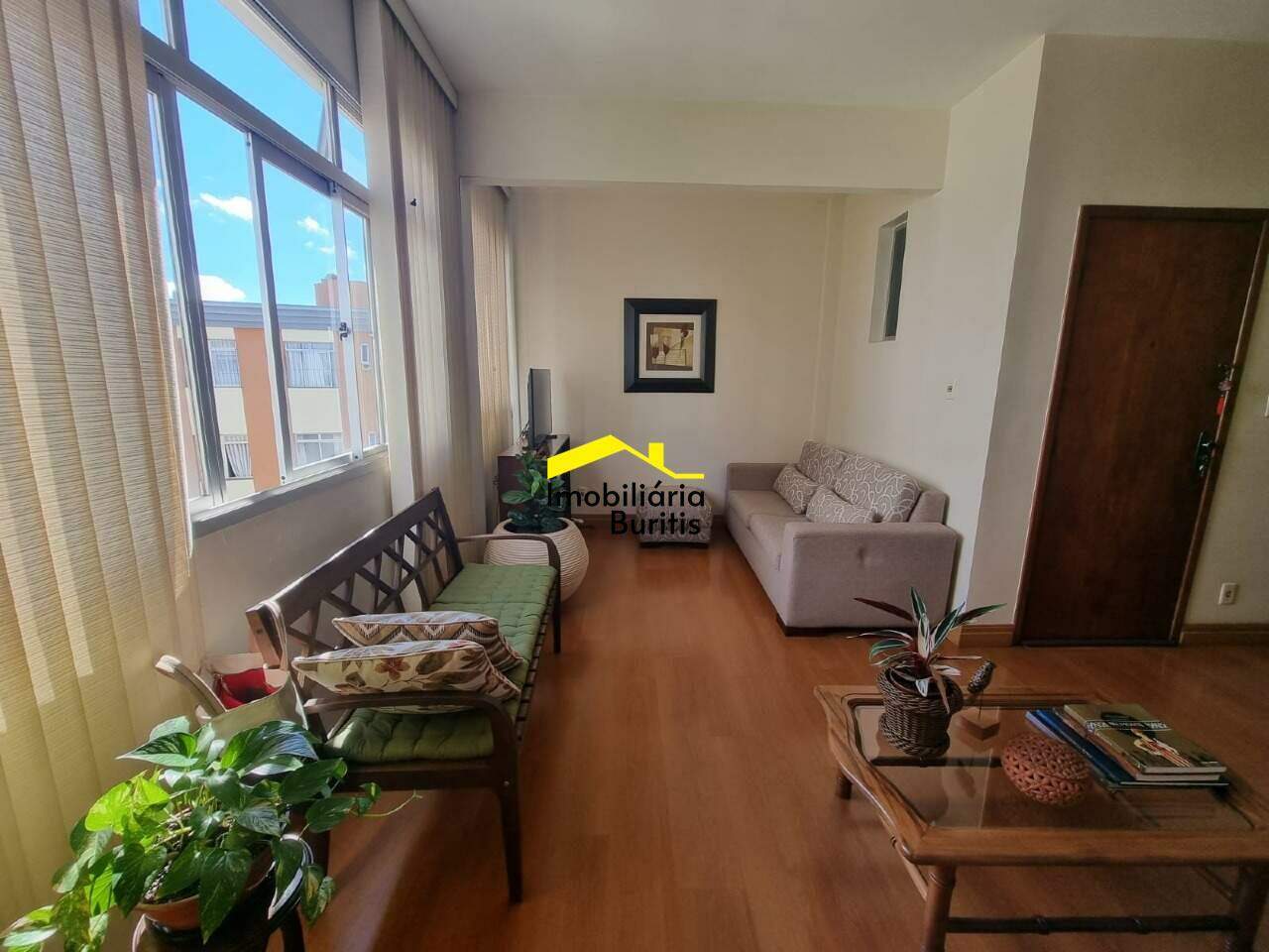Apartamento à venda no Estoril: 