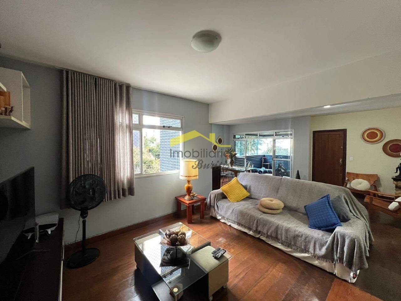 Apartamento à venda no Buritis: 