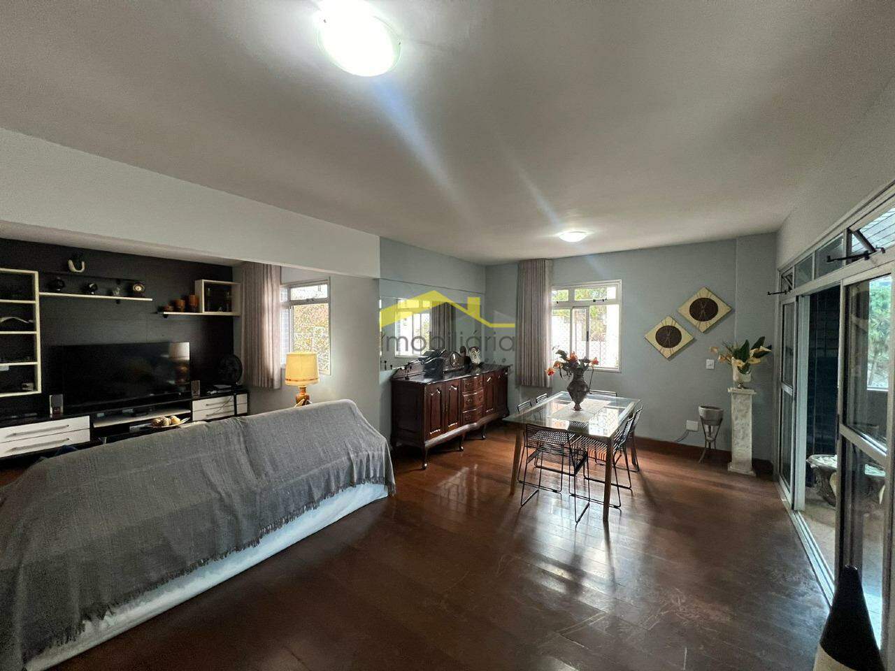 Apartamento à venda no Buritis: 