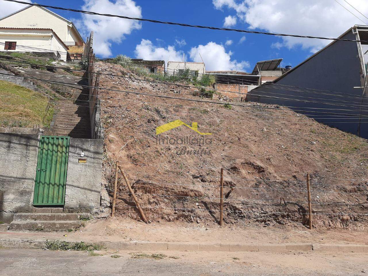 Lote à venda no Palmeiras: 