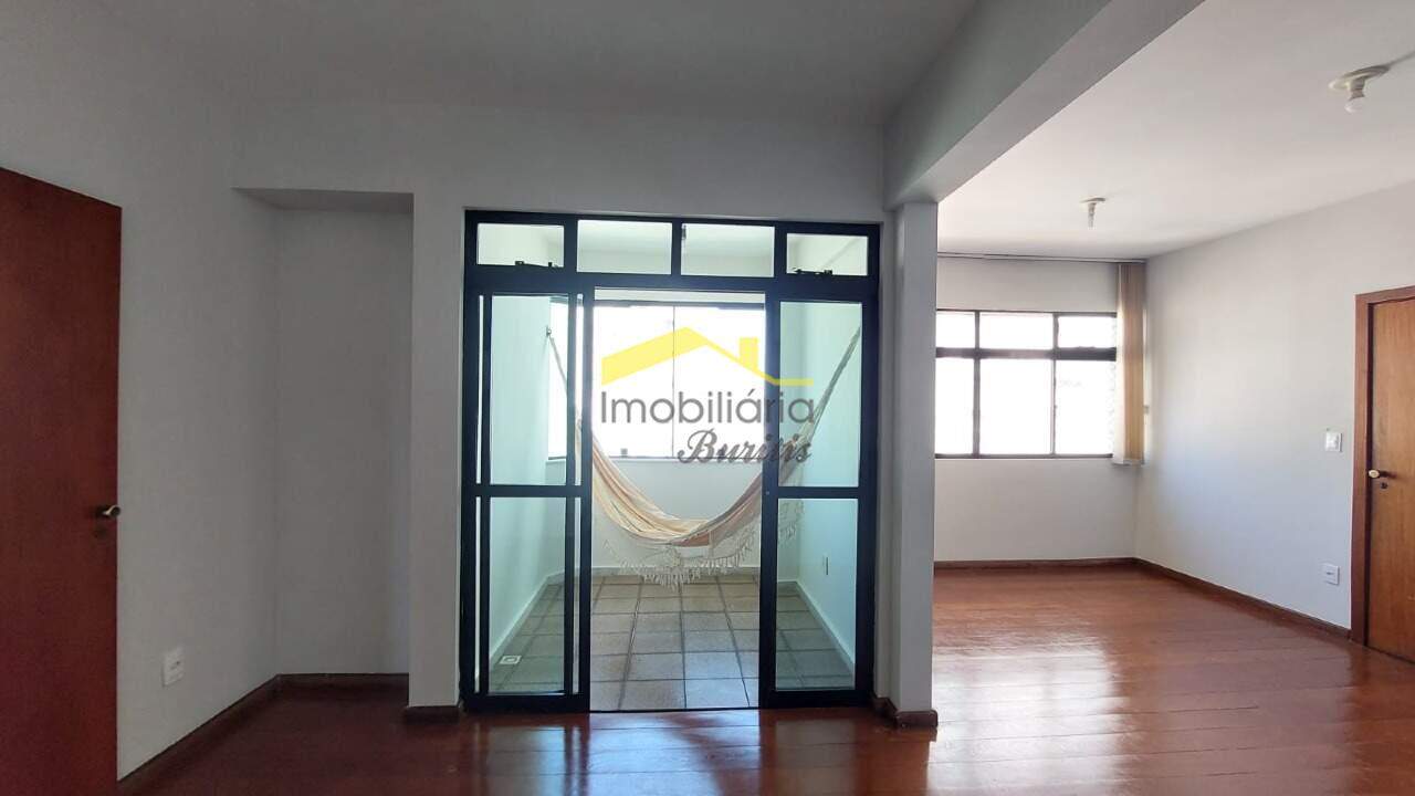 Apartamento à venda no Buritis: 