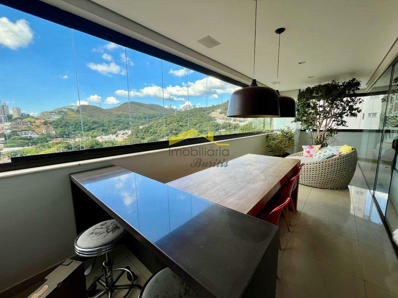 Apartamento à venda no Buritis: 