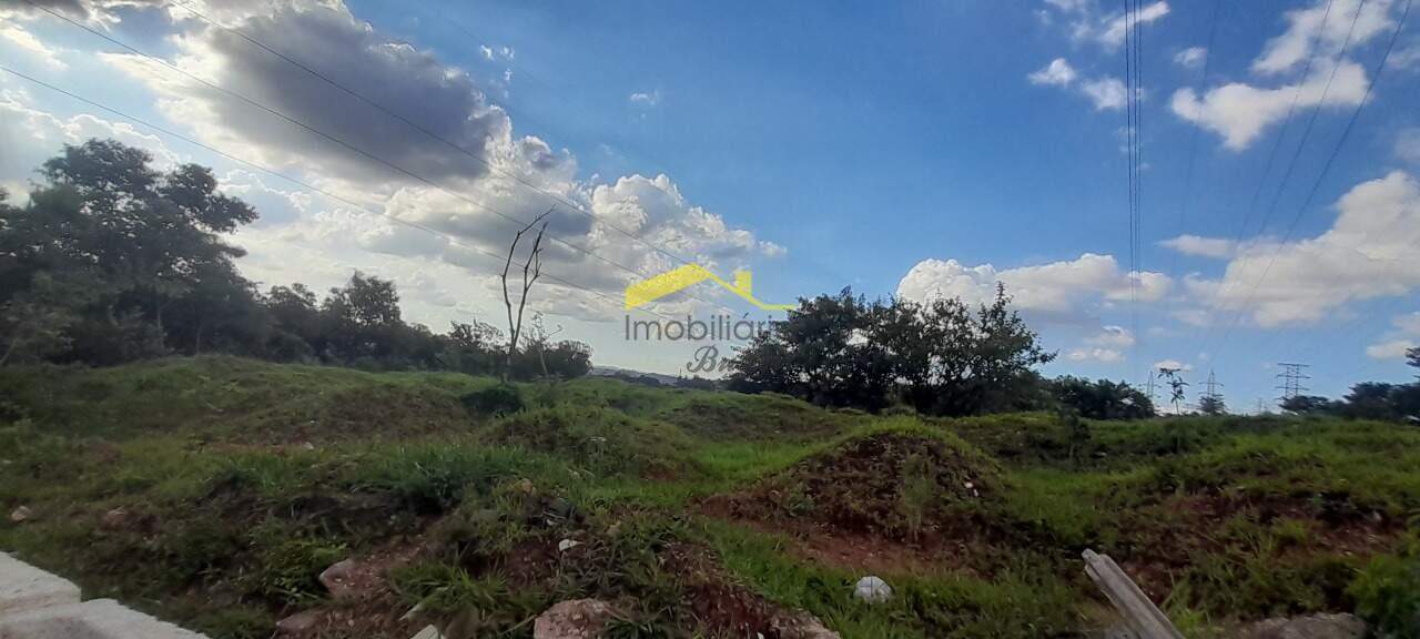 AREA à venda no Bonsucesso: 