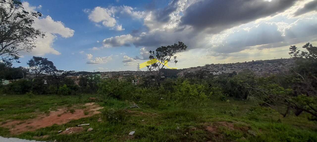 AREA à venda no Bonsucesso: 