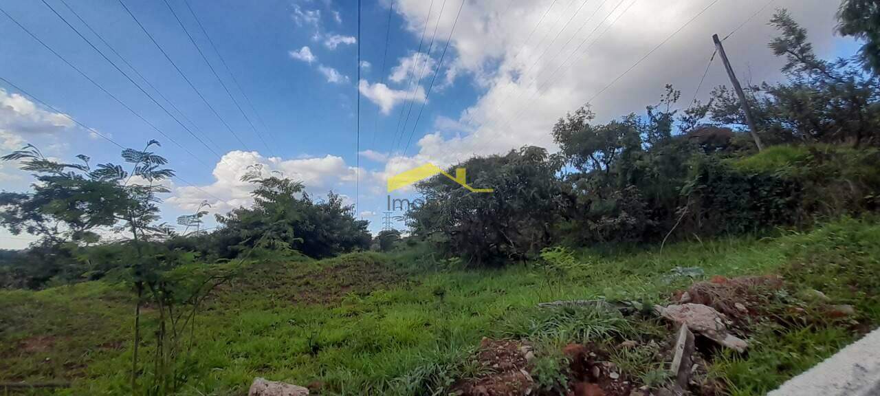 AREA à venda no Bonsucesso: 