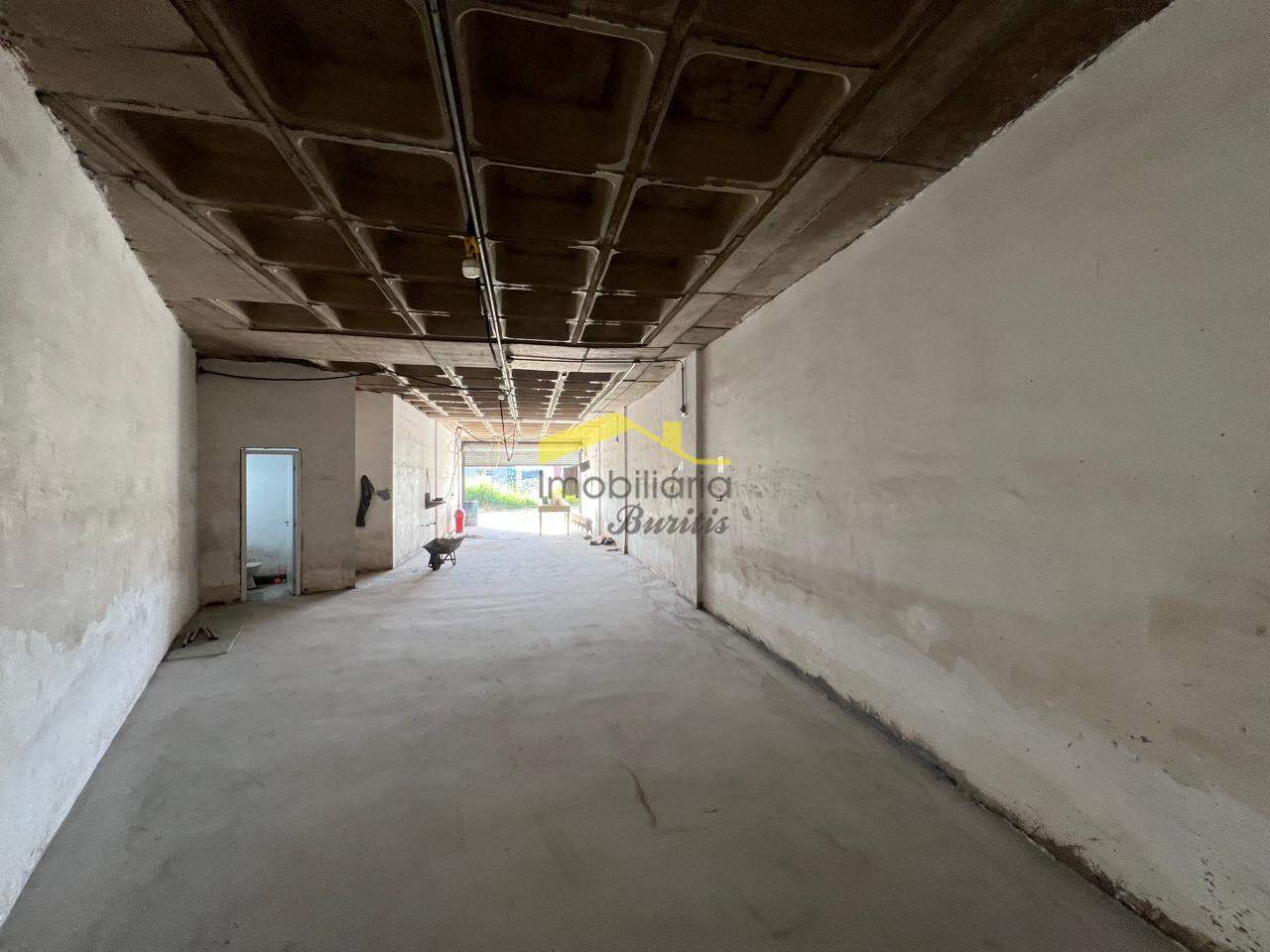 Loja para aluguel no Estoril: 