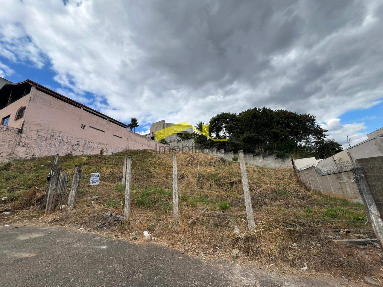 Lote à venda no Estoril: 