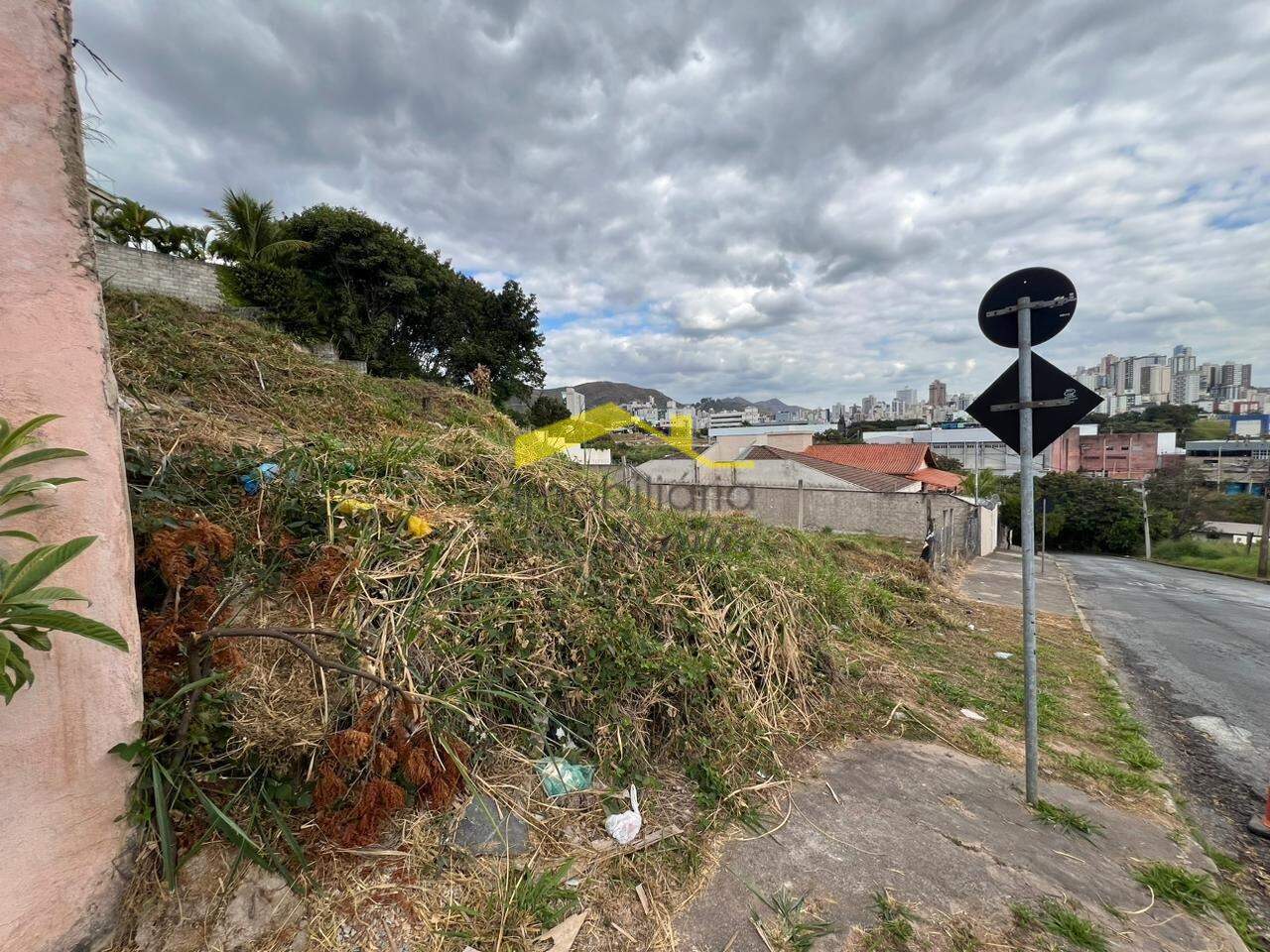 Lote à venda no Estoril: 