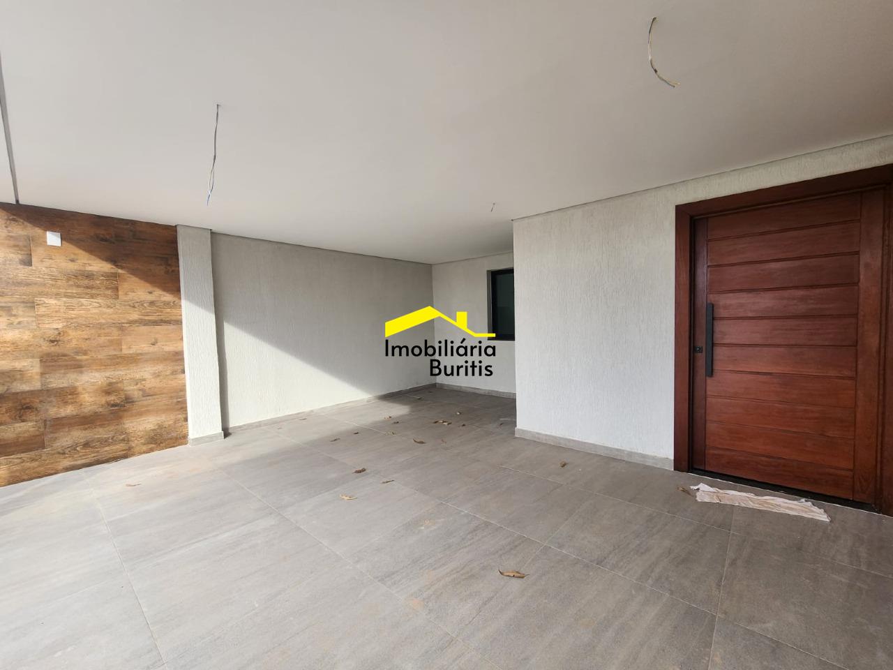 Casa à venda no Buritis: 