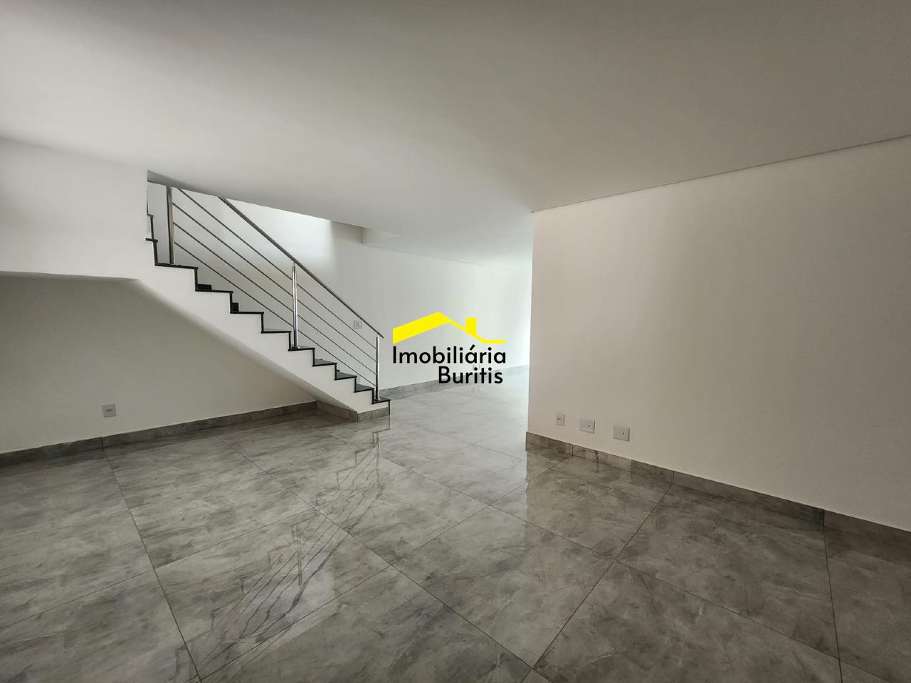 Casa à venda no Buritis: 