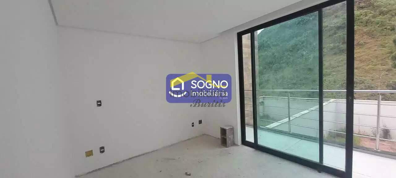 Casa à venda no Buritis: 