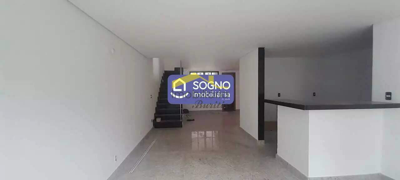 Casa à venda no Buritis: 